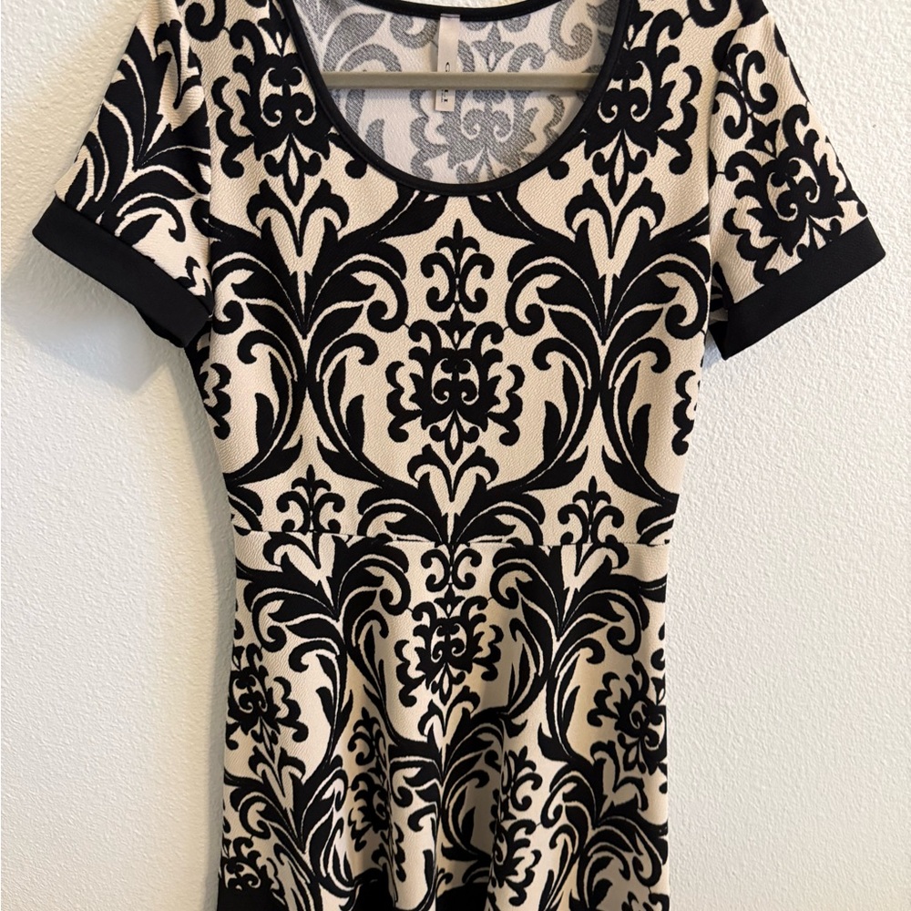 Gilli Monochrome Patterned Blouse - image 2